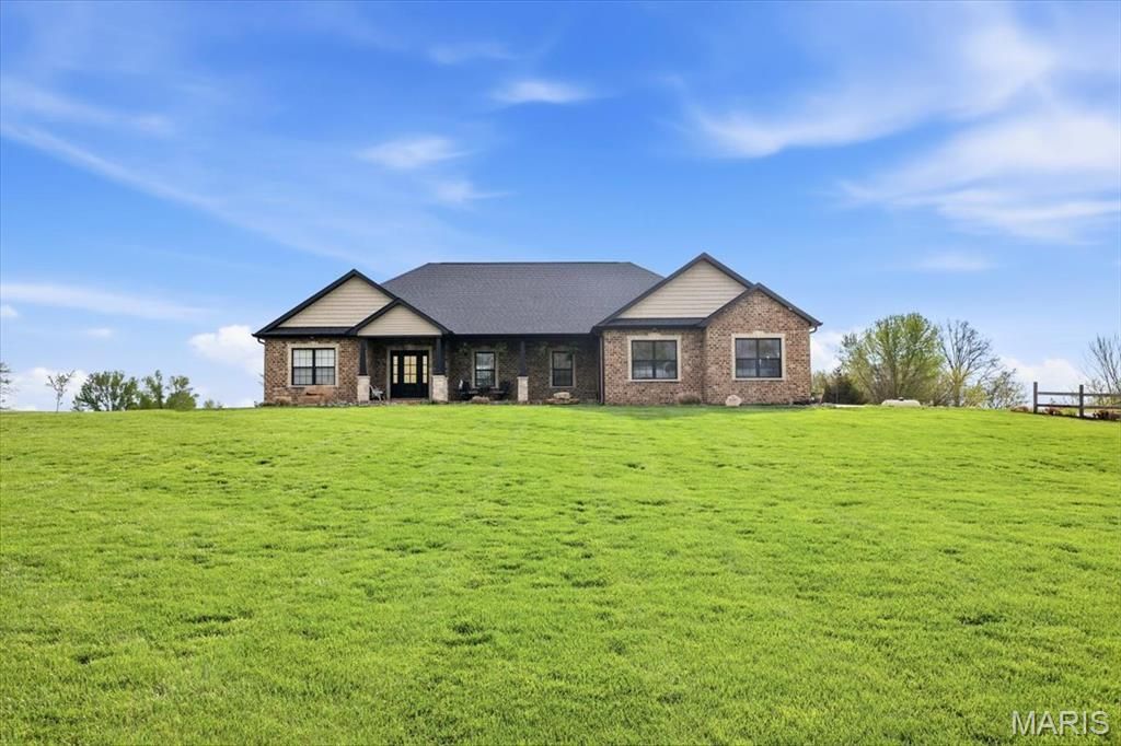 922 Powell Road, Red Bud, IL 62278 Main Photo