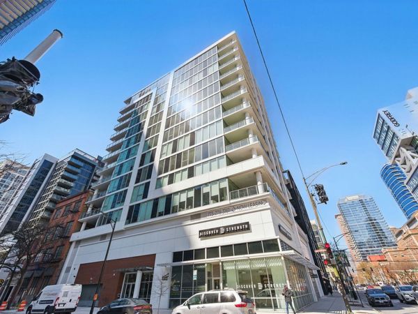 146 W Erie Street , Unit 1202, Chicago, IL 60654