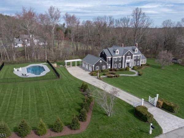 1 White Deer Ln, Harding, NJ 07976