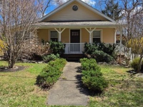 36 Julie Ln, Greenwood Lake, NY 10926