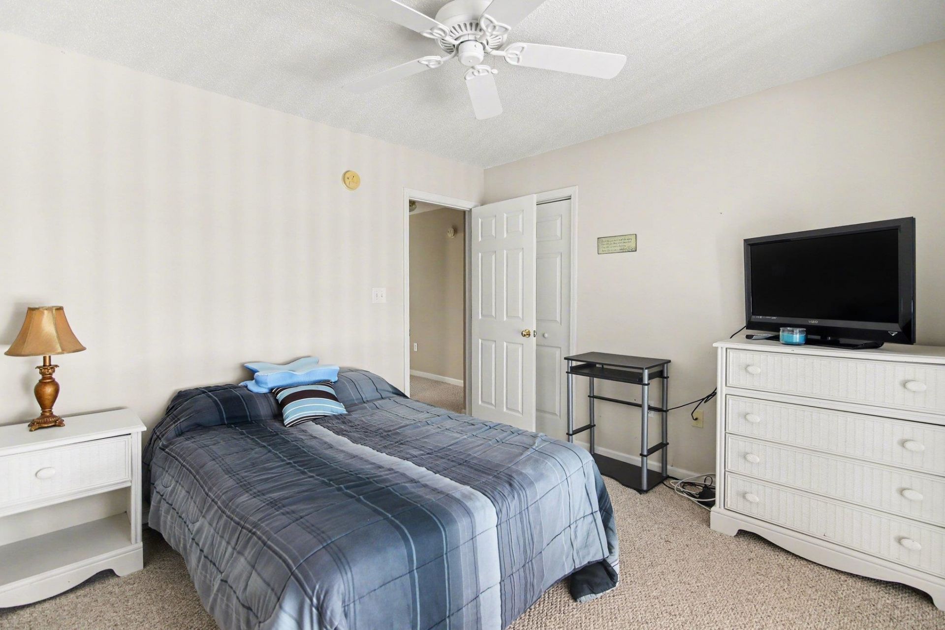 425 Colonial Trace Dr. Photo 15