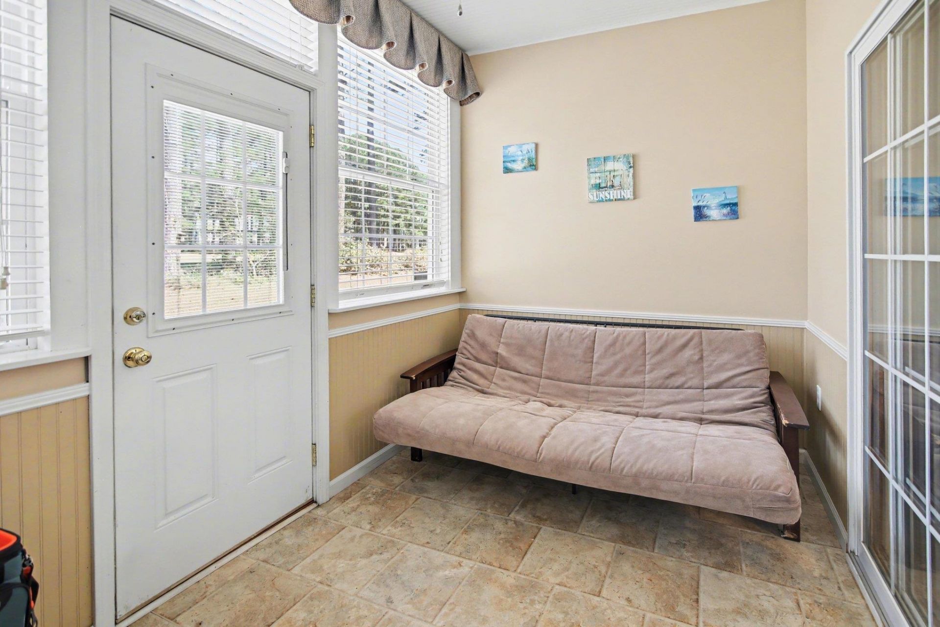 425 Colonial Trace Dr. Photo 19