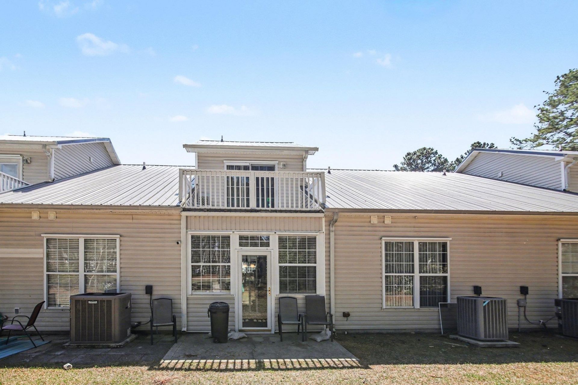 425 Colonial Trace Dr. Photo 21