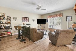 425 Colonial Trace Dr. photo 4