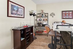 425 Colonial Trace Dr. photo 4