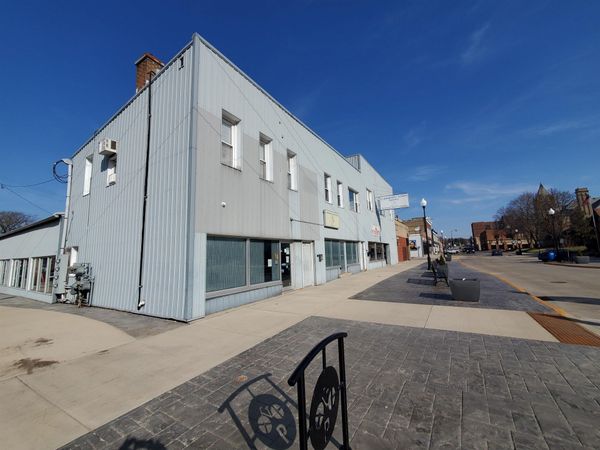 130 - 134 S Spring Street, Beaver Dam, WI 53916