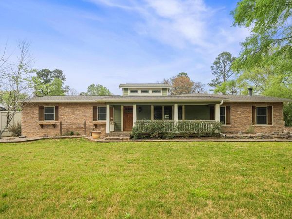 205 LAKESIDE Road, Hot Springs, AR 71901