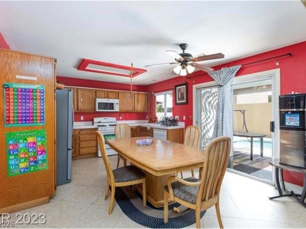 6027 Peach Orchard Road, Las Vegas, NV 89142