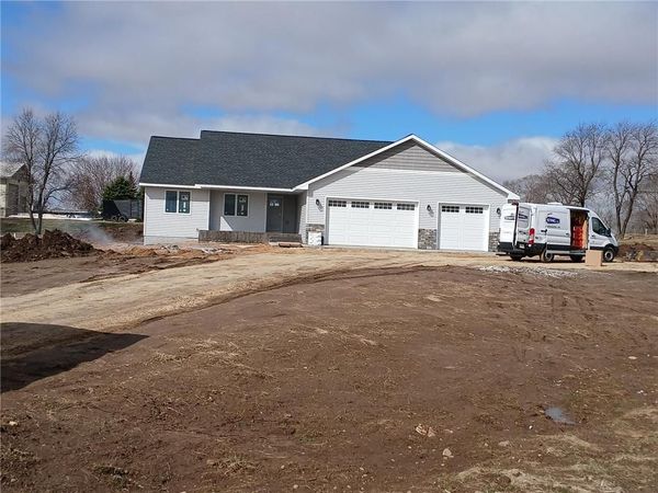 918 County Road T, Hammond, WI 54015