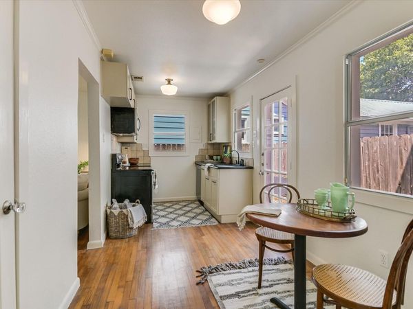 1110 W 22nd ST, Unit 16, Austin, TX 78705