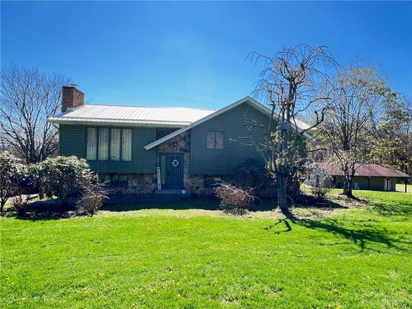 671 York Run Rd, Smithfield, PA 15478