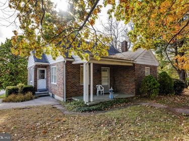 466 WITMER ROAD, MOHNTON, PA 19540