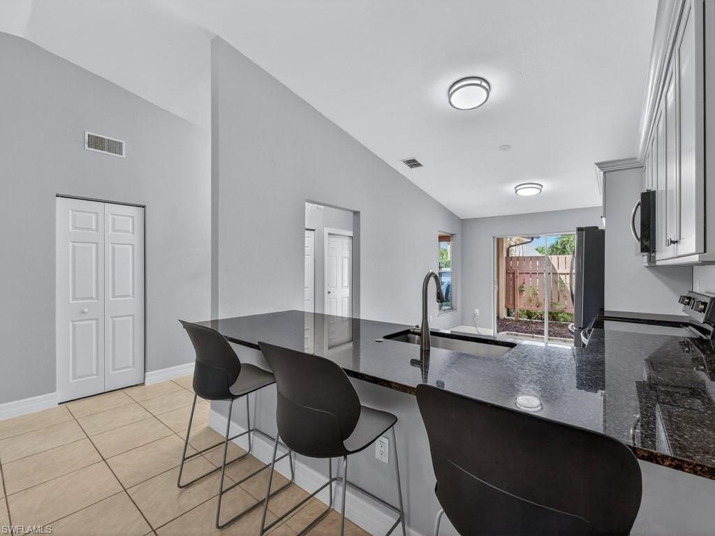 6441 Royal Woods Dr, Fort Myers, FL 33908 Photo