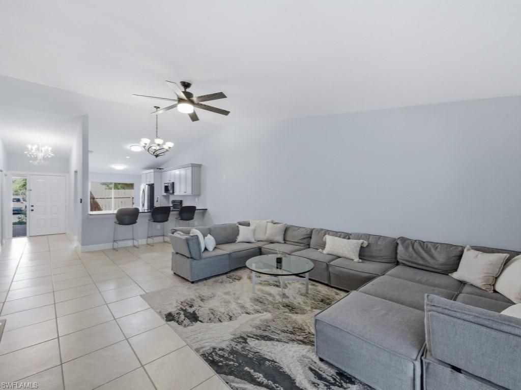 6441 Royal Woods Dr, Fort Myers, FL 33908 Photo