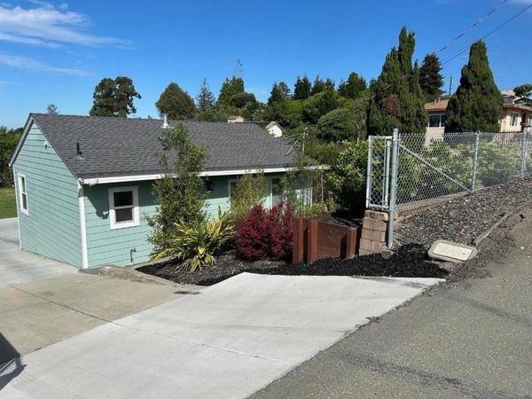 5025 Hilltop Drive , El Sobrante, CA 94803