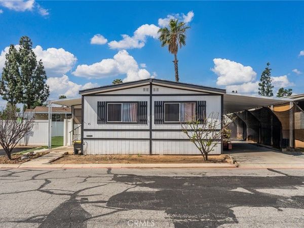3883 Buchanan Street , Riverside, CA 92503