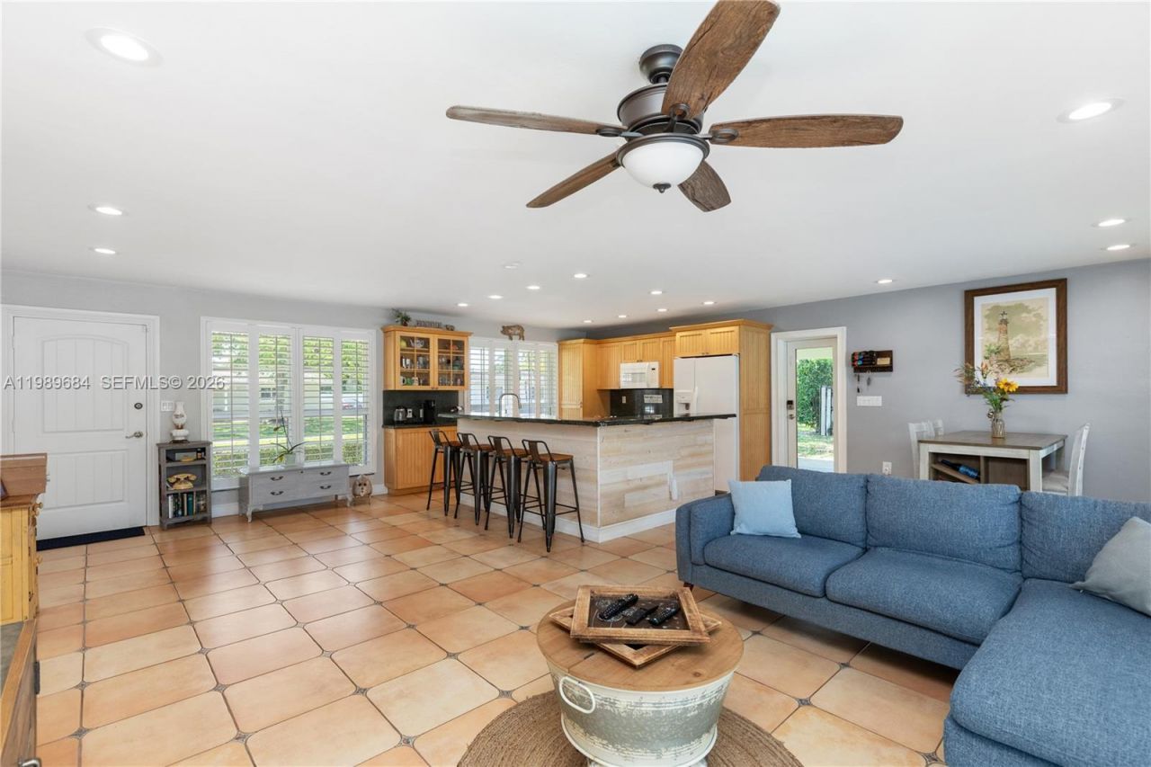 8535 SW 186th St , Cutler Bay, FL 33157 Photo