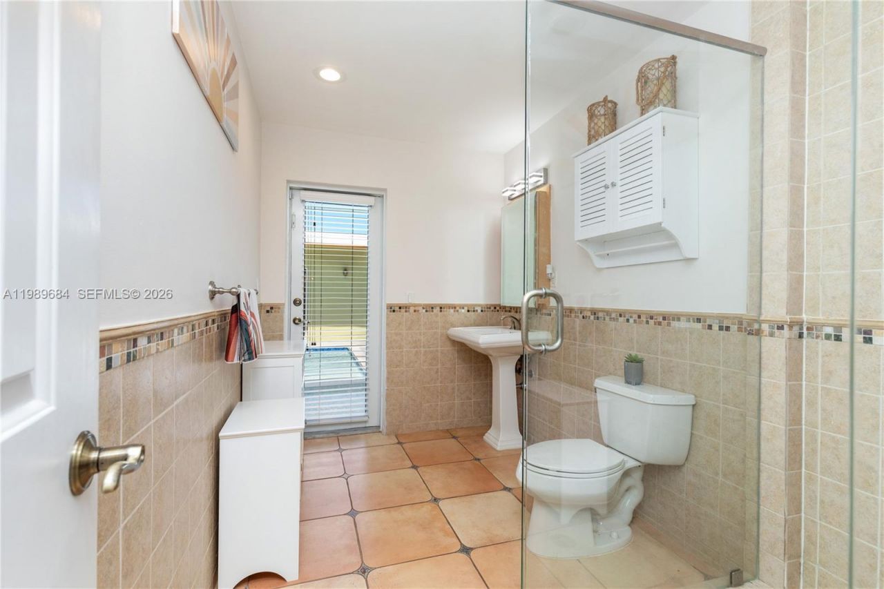 8535 SW 186th St , Cutler Bay, FL 33157 Photo