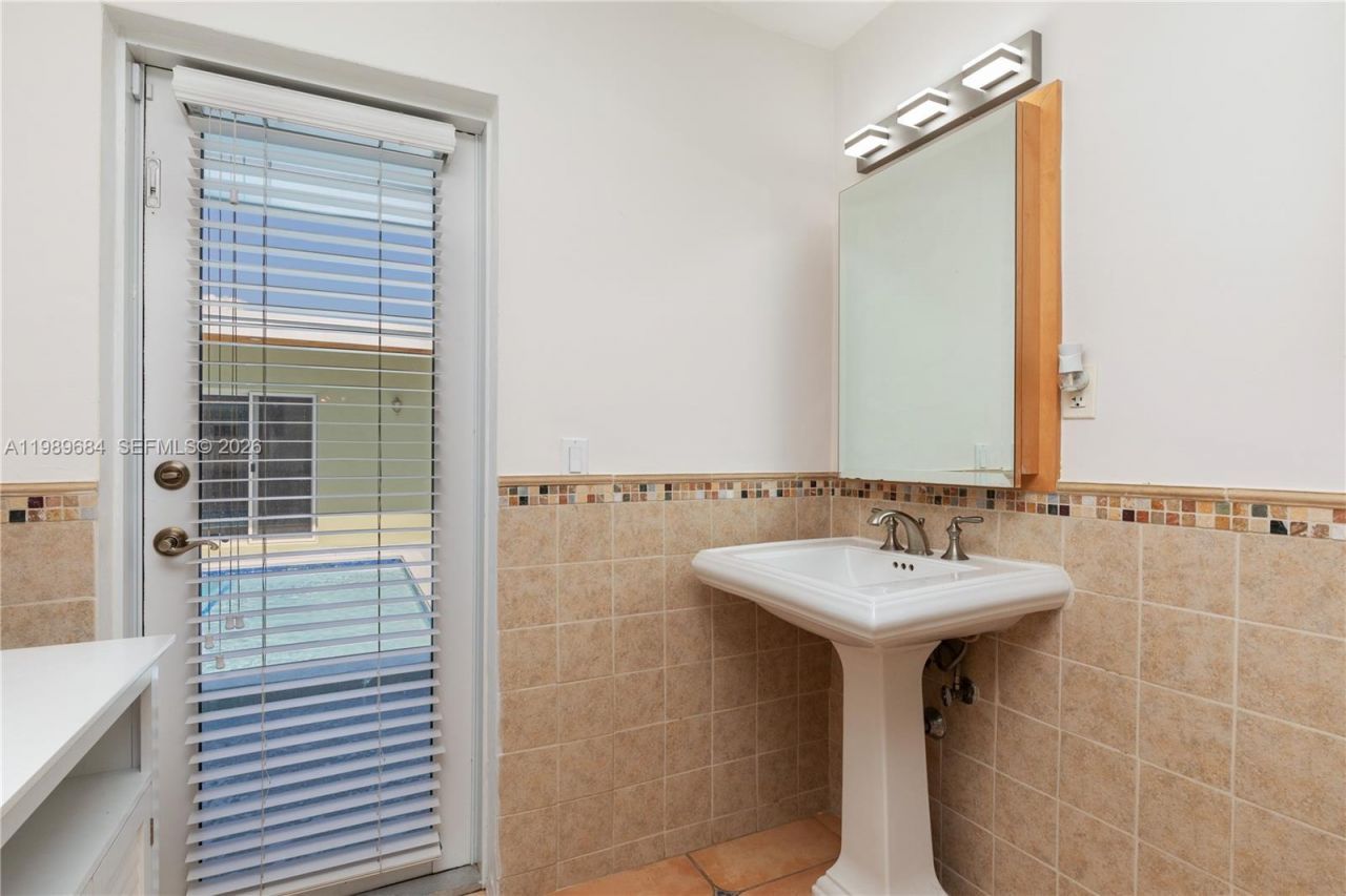 8535 SW 186th St , Cutler Bay, FL 33157 Photo