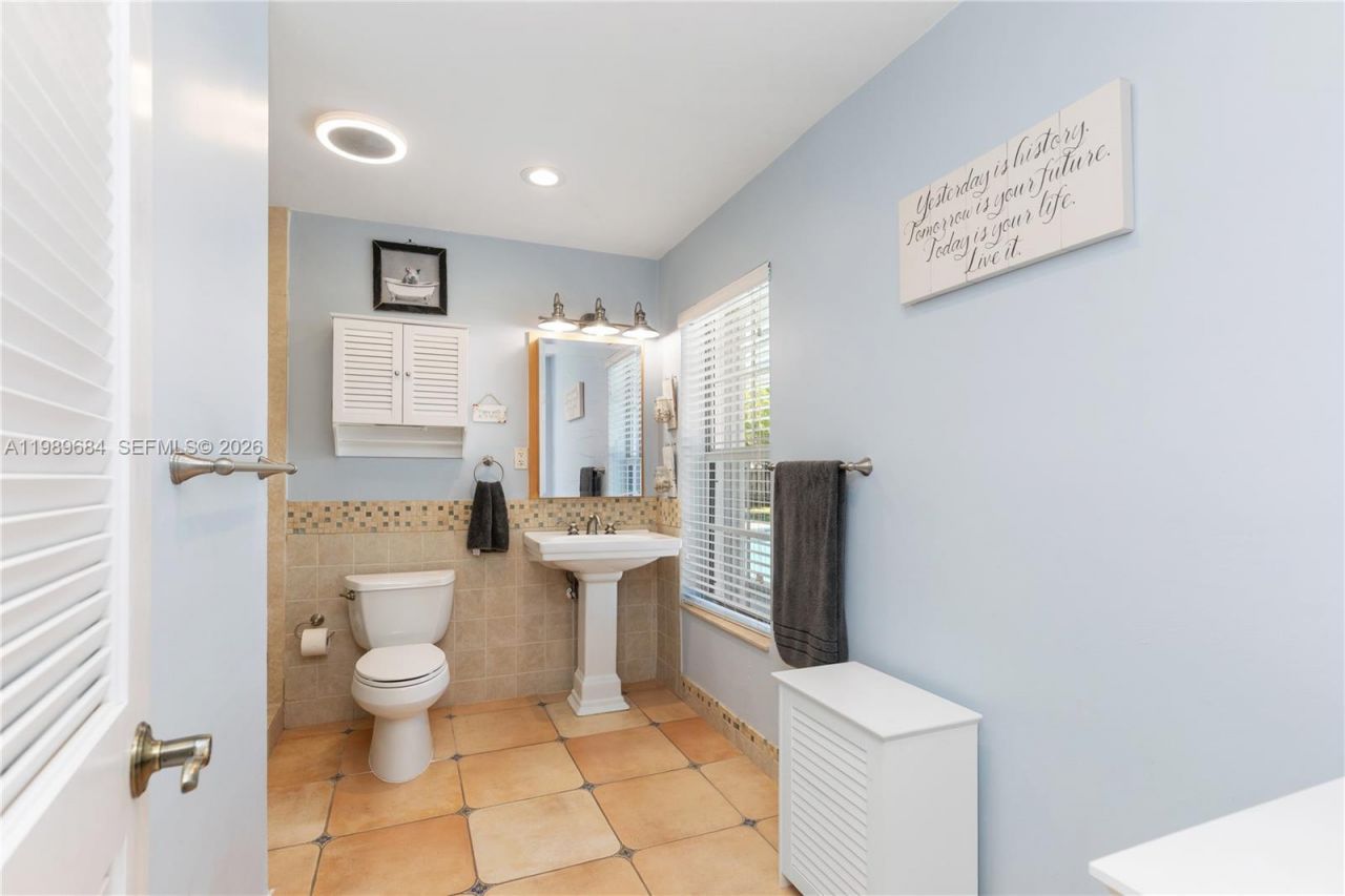 8535 SW 186th St , Cutler Bay, FL 33157 Photo