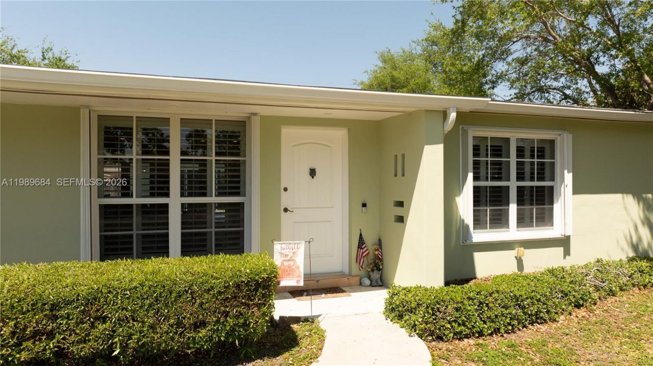 8535 SW 186th St , Cutler Bay, FL 33157 Photo