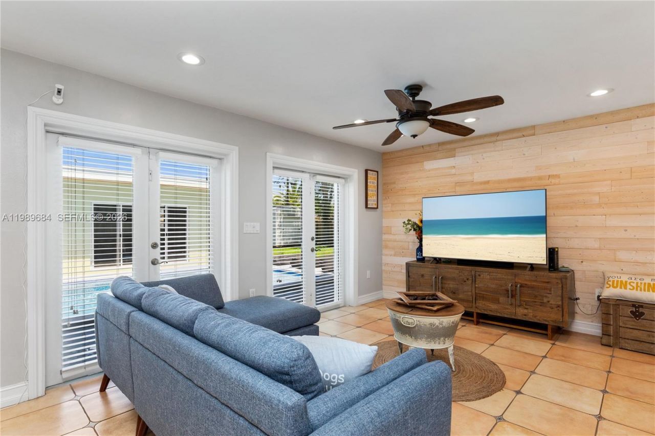 8535 SW 186th St , Cutler Bay, FL 33157 Photo