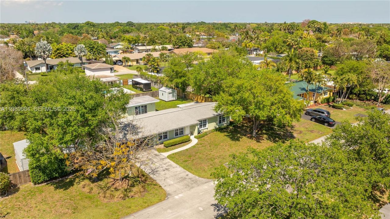 8535 SW 186th St , Cutler Bay, FL 33157 Photo