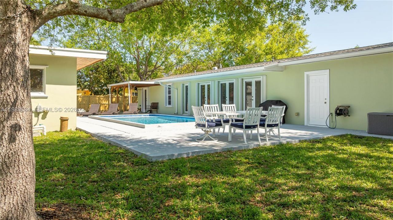 8535 SW 186th St , Cutler Bay, FL 33157 Photo