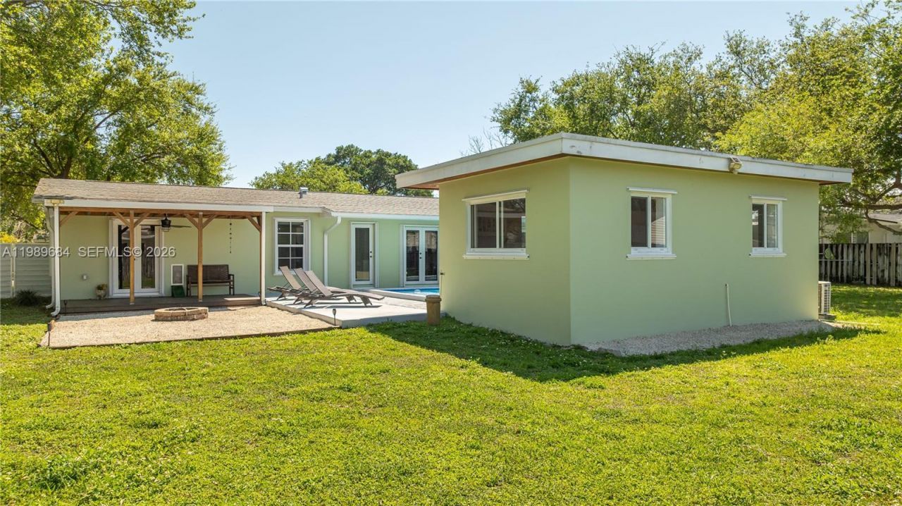 8535 SW 186th St , Cutler Bay, FL 33157 Photo