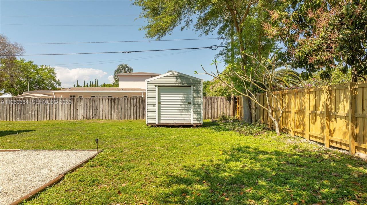 8535 SW 186th St , Cutler Bay, FL 33157 Photo