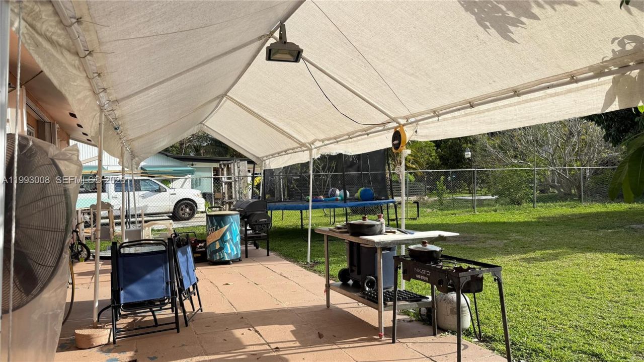 7144 SW 148th Ct, Miami, FL 33193 Photo