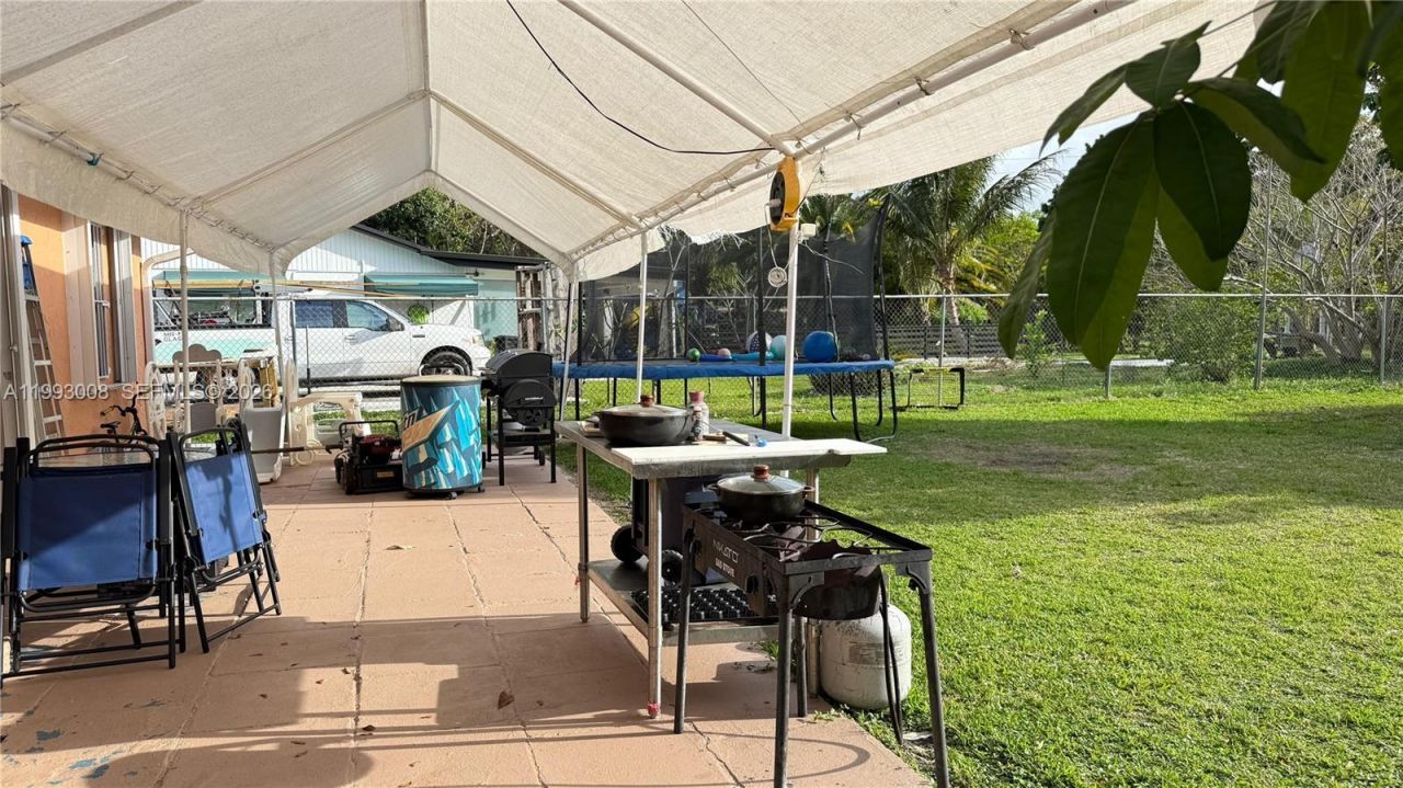 7144 SW 148th Ct, Miami, FL 33193 Photo