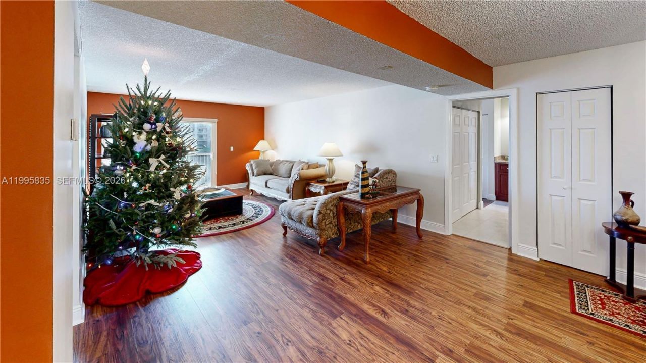 21121 SW 85th Ave , Unit 216, Cutler Bay, FL 33189 Photo