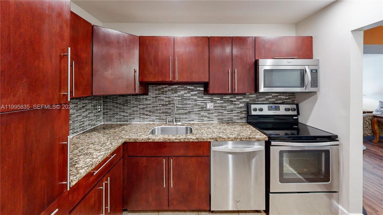 21121 SW 85th Ave , Unit 216, Cutler Bay, FL 33189 Photo