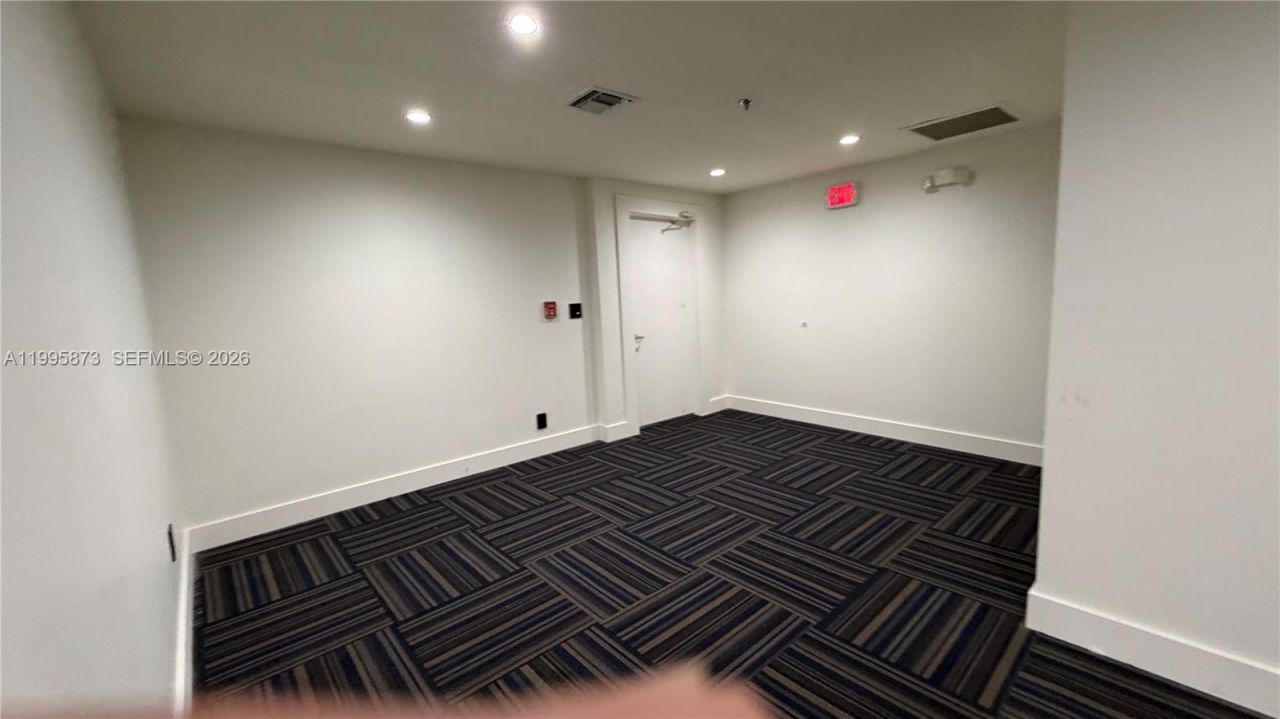 50 NE 179th St, Miami Gardens, FL 33162 Photo