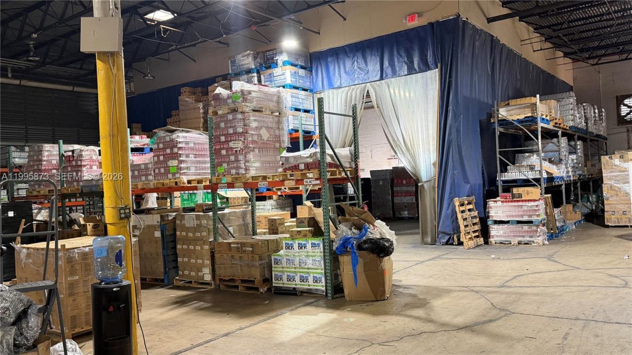 50 NE 179th St, Miami Gardens, FL 33162 Photo