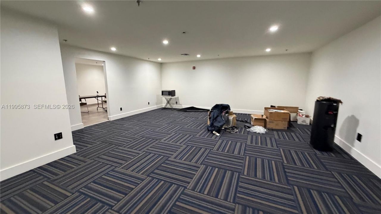 50 NE 179th St, Miami Gardens, FL 33162 Photo