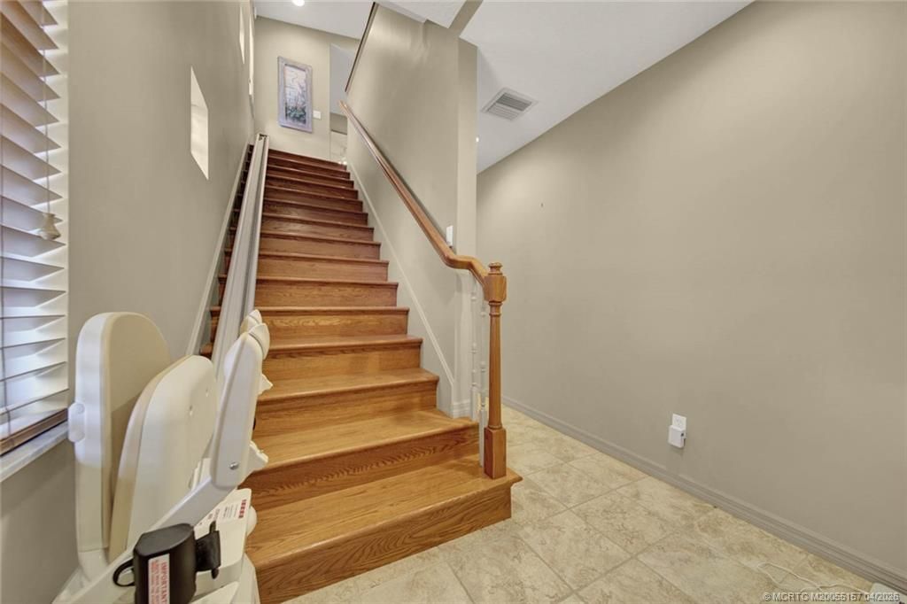 10725 S Ocean Drive, Unit 401, Jensen Beach, FL 34957 Photo