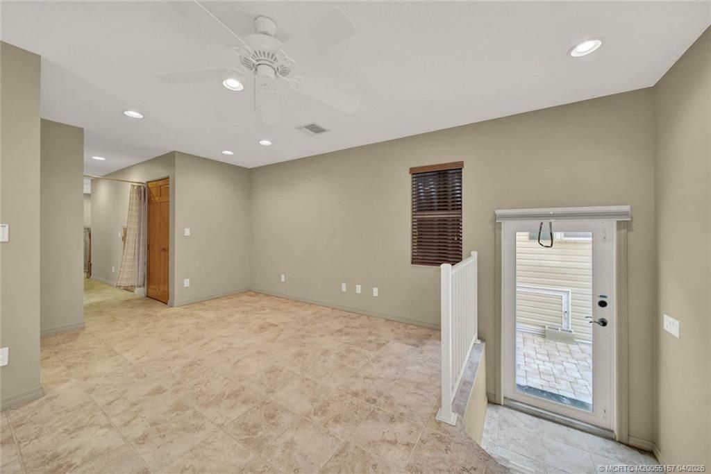 10725 S Ocean Drive, Unit 401, Jensen Beach, FL 34957 Photo