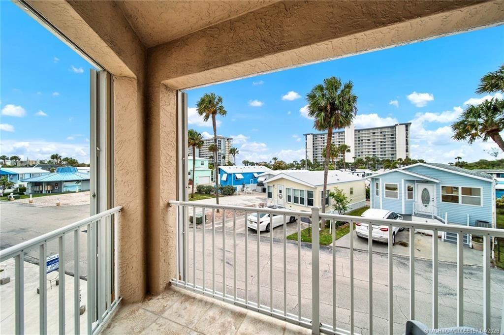 10725 S Ocean Drive, Unit 401, Jensen Beach, FL 34957 Photo
