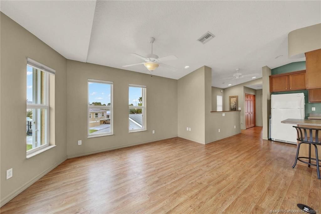 10725 S Ocean Drive, Unit 401, Jensen Beach, FL 34957 Photo