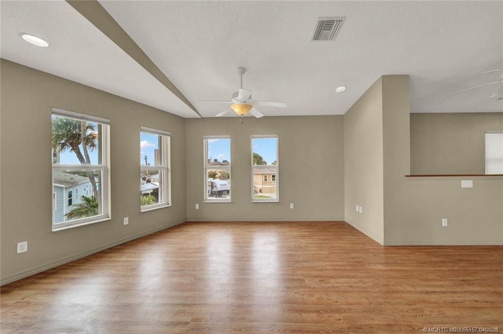 10725 S Ocean Drive, Unit 401, Jensen Beach, FL 34957 Photo