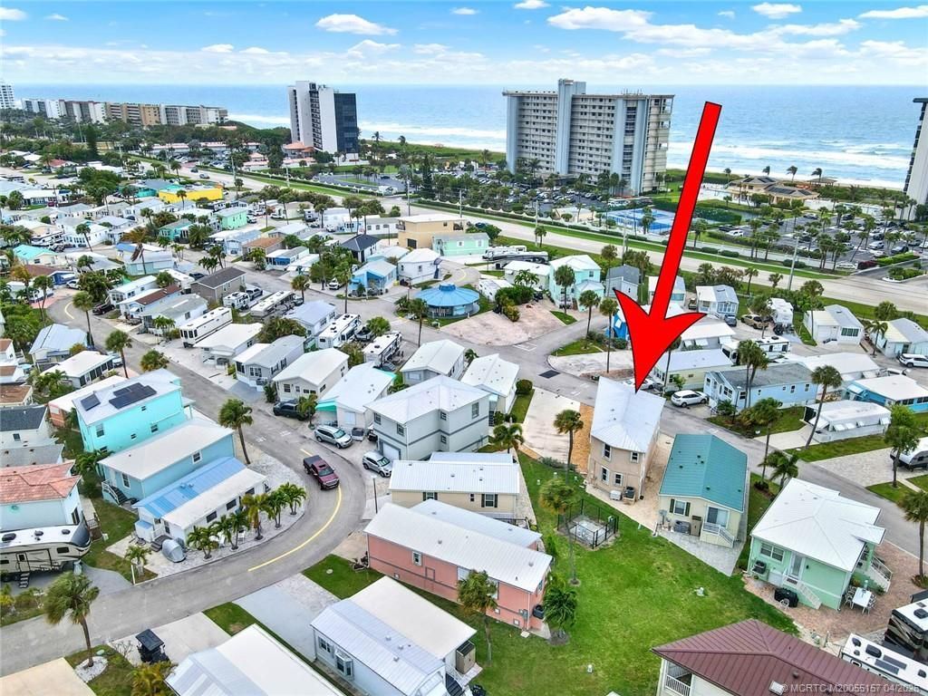 10725 S Ocean Drive, Unit 401, Jensen Beach, FL 34957 Photo