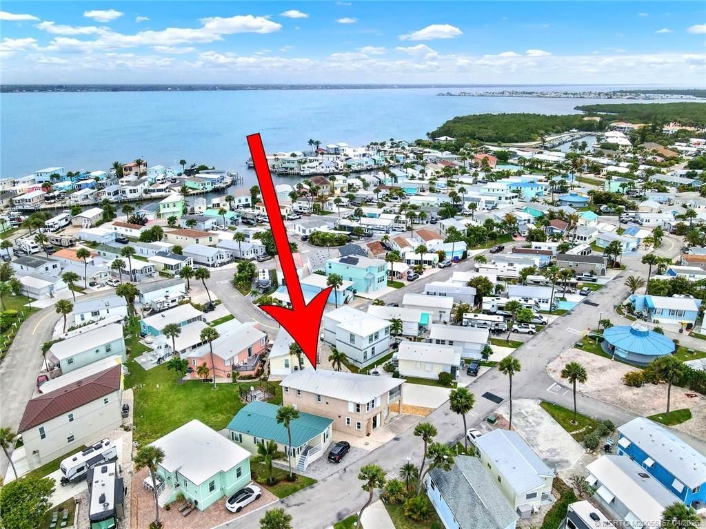 10725 S Ocean Drive, Unit 401, Jensen Beach, FL 34957 Photo