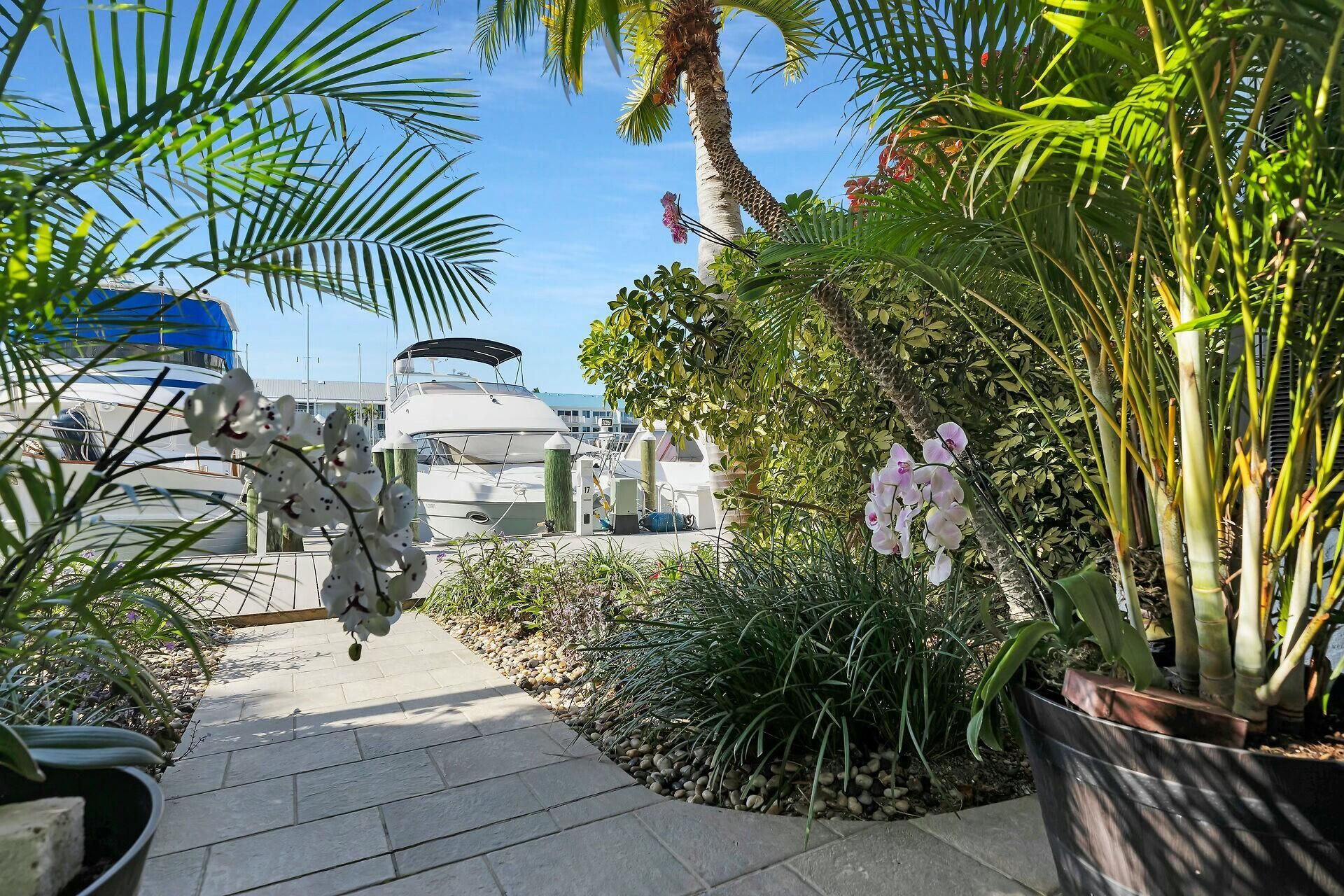 96 Avenue C, Unit 5, Marathon, FL 33050 Photo