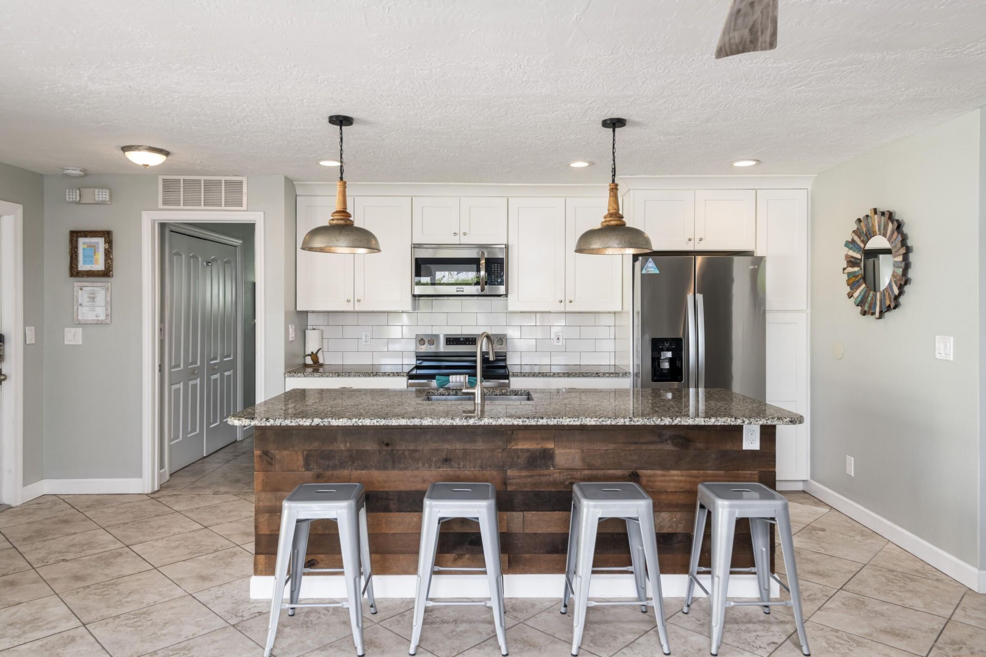 8188 Aviation Boulevard, Marathon, FL 33050 Photo