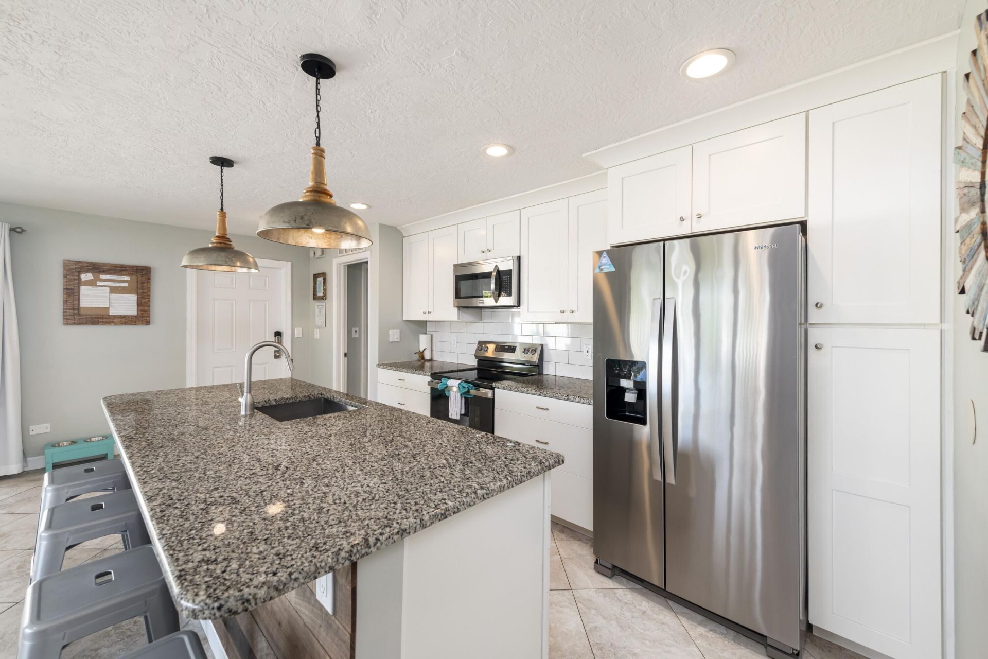 8188 Aviation Boulevard, Marathon, FL 33050 Photo