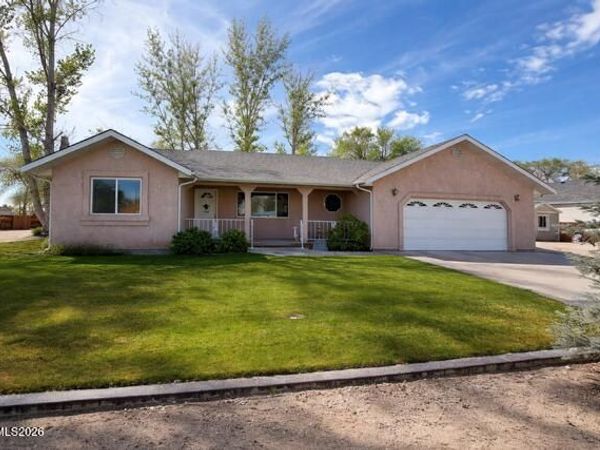 2210 Christie Circle, Fallon, NV 89406
