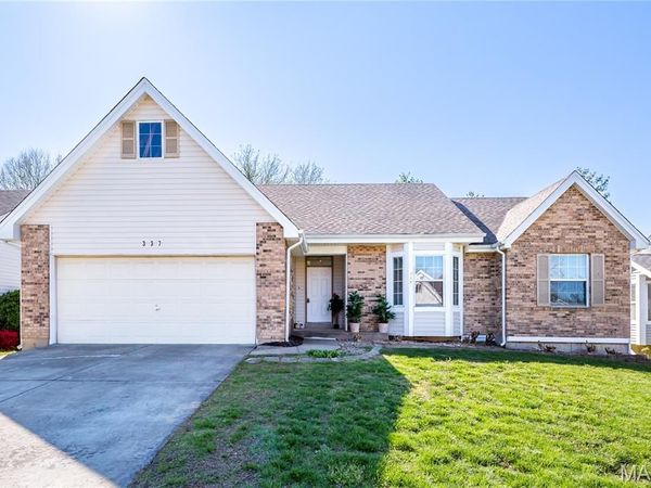 337 Misty Valley Drive, St Peters, MO 63376