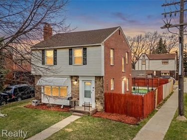 99 Chestnut Street, River Rouge, MI 48218